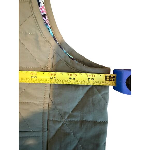 Chubbies The Forest Florist Quilted Vest, Green, Size Large - Picture 7 of 8